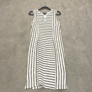 new with tags 525 America size small dress